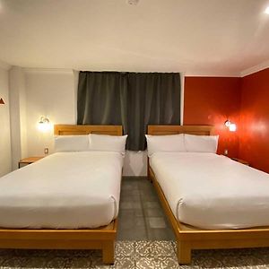 Standard Double Suite